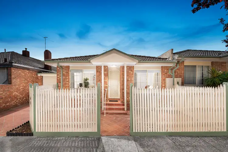 2/292 Warrigal Road, Oakleigh South VIC 3167