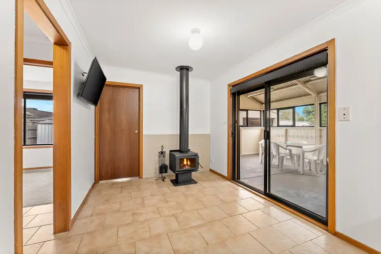 Third view of Homely house listing, 15 Essue Court, Mill Park VIC 3082
