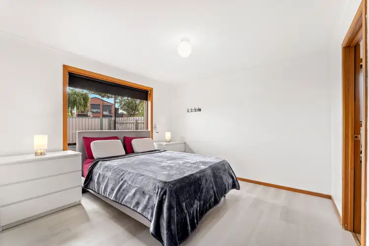 Fifth view of Homely house listing, 15 Essue Court, Mill Park VIC 3082