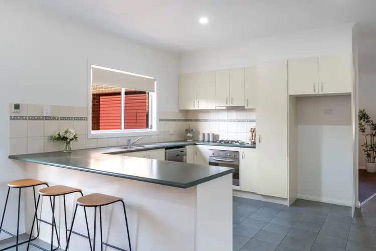 Fourth view of Homely house listing, 32 Garonne Circuit, Roxburgh Park VIC 3064