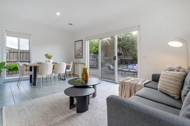 Seventh view of Homely house listing, 32 Garonne Circuit, Roxburgh Park VIC 3064