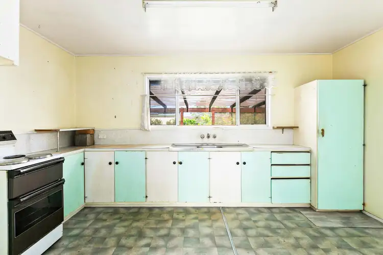 Sixth view of Homely house listing, 5 Haynes Street, Point Vernon QLD 4655