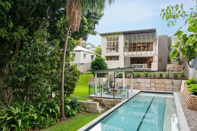 26 Chiswick Road, Bardon QLD 4065