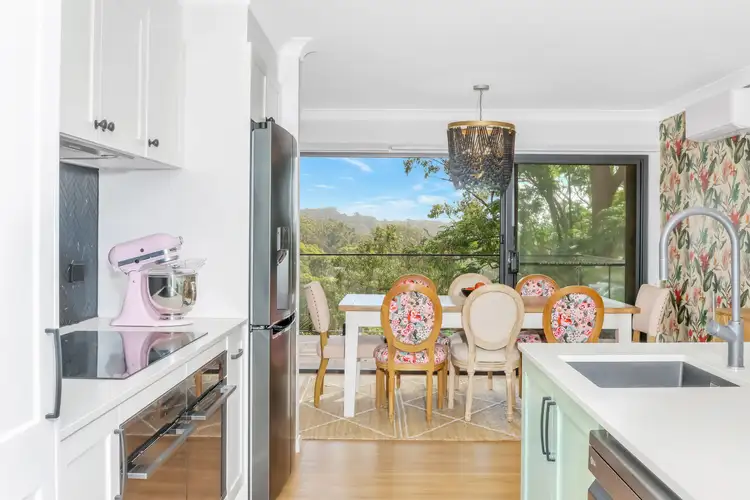 10 Cabbage Tree Avenue