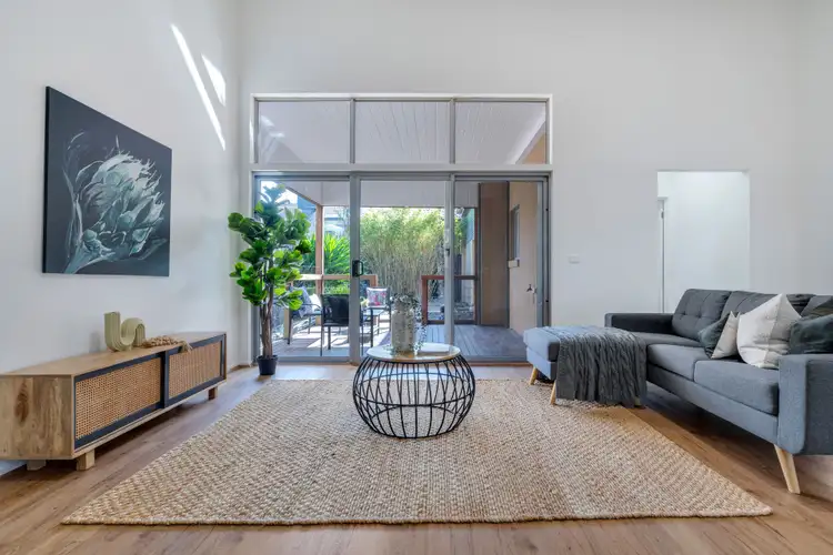 Sixth view of Homely house listing, 2 Bristow Lane, Craigieburn VIC 3064