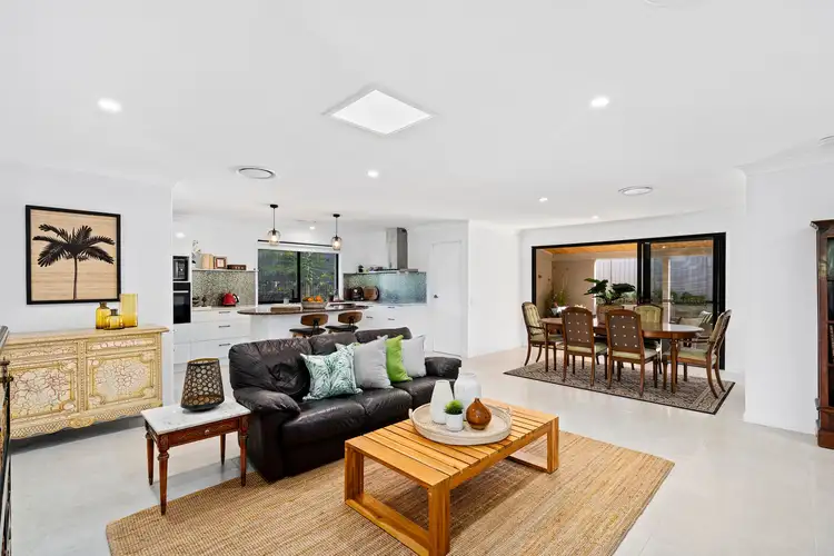 23 Glass Street, Ashmore QLD 4214