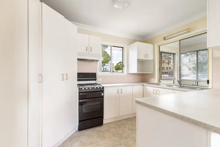 Sixth view of Homely house listing, 35 Beatrice Street, Greenslopes QLD 4120