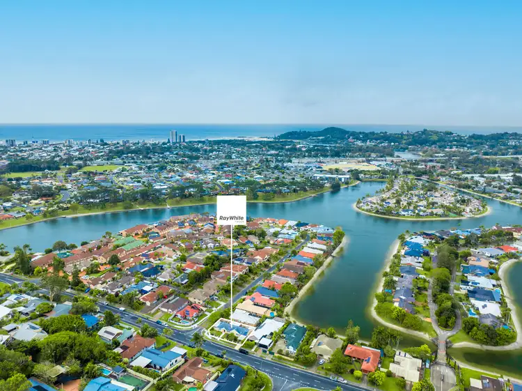 41D Murtha Drive, Elanora QLD 4221