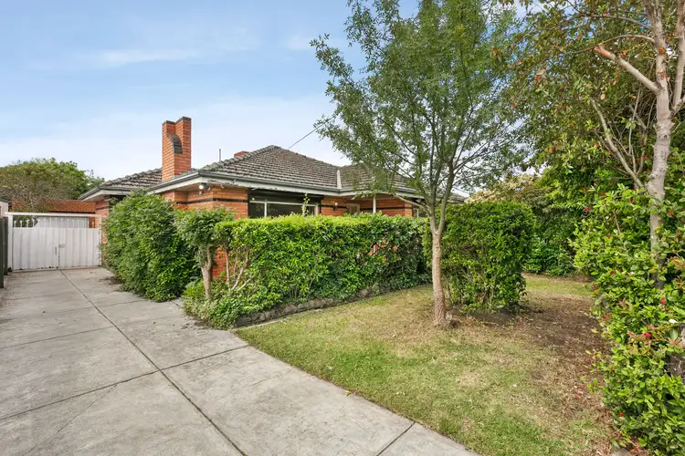 24 Hillcrest Road, Glenroy VIC 3046