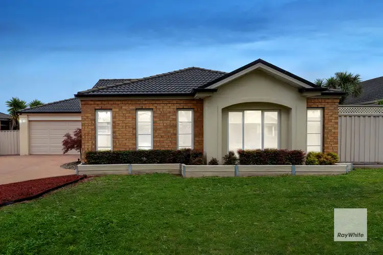 9 The Willows, Hillside VIC 3037