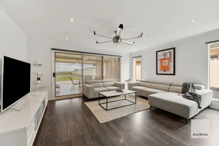 Sixth view of Homely house listing, 9 The Willows, Hillside VIC 3037