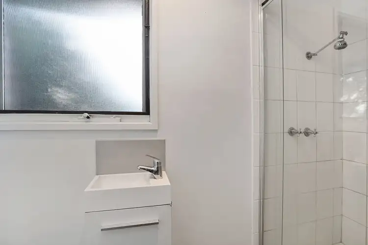 Third view of Homely house listing, 1/70 Smeaton Close, Lara VIC 3212