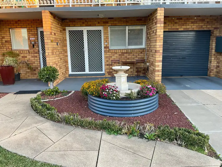 Flat B/114 Kent Street, Tamworth NSW 2340