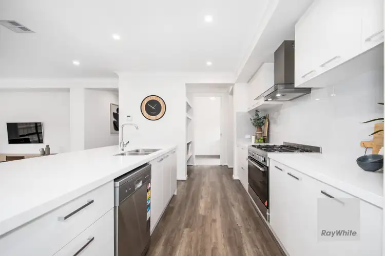 Fourth view of Homely house listing, 32 Marigold Drive, Fraser Rise VIC 3336