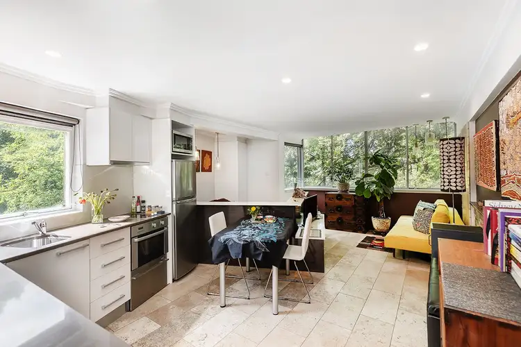 Main view of Homely studio listing, 4/68-72 Roslyn Gardens, Rushcutters Bay NSW 2011