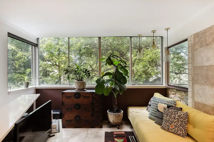 Third view of Homely studio listing, 4/68-72 Roslyn Gardens, Rushcutters Bay NSW 2011