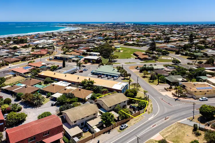 Second view of Homely unit listing, 1/54 Glenview Street, Mount Tarcoola WA 6530