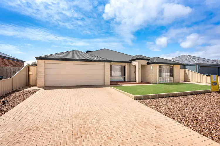 7 Periwinkle Street, Drummond Cove WA 6532