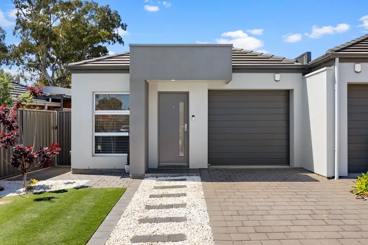 9 Greenock Drive, Sturt SA 5047