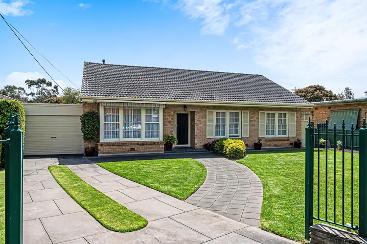 6 Pethick Terrace, Marion SA 5043