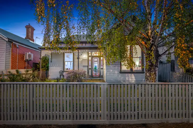 405 Drummond Street North, Lake Wendouree VIC 3350