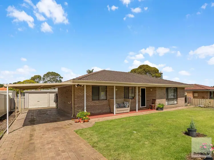Main view of Homely house listing, 8 Sierra Crescent, Orana WA 6330