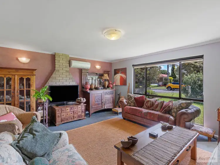 Seventh view of Homely house listing, 8 Sierra Crescent, Orana WA 6330