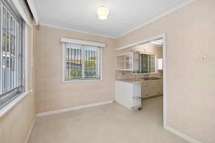 Fourth view of Homely house listing, 2 Greycliffe Street, Mount Gravatt East QLD 4122