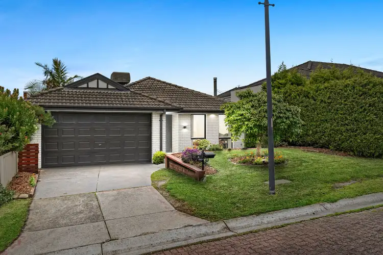 4 Sunnyridge Court, Chirnside Park VIC 3116