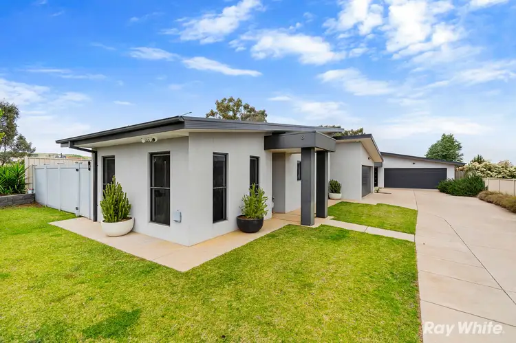 1 Cootamundra Boulevard