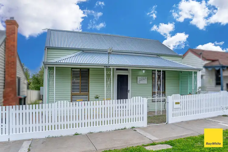 121 Lily Street, Bendigo VIC 3550