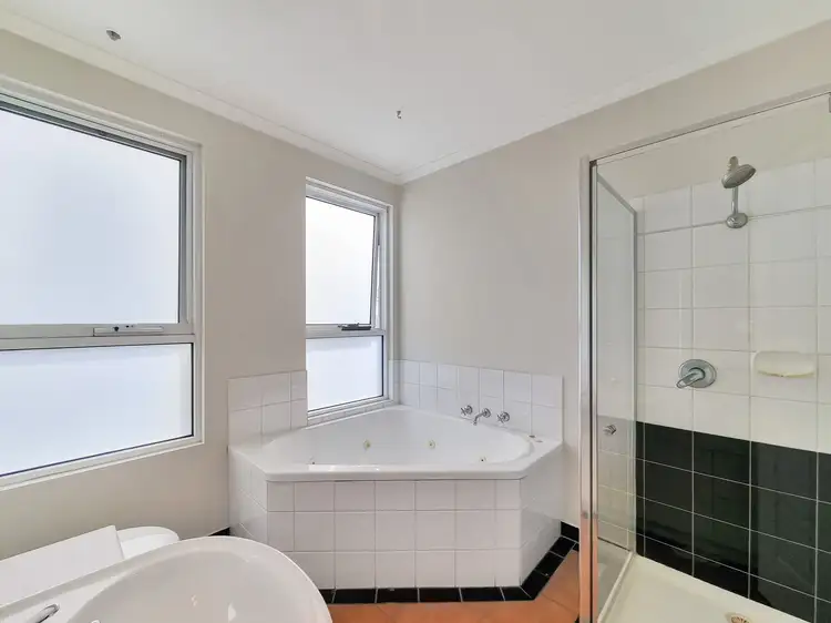 Sixth view of Homely apartment listing, 7/16 Union Street, Geelong VIC 3220