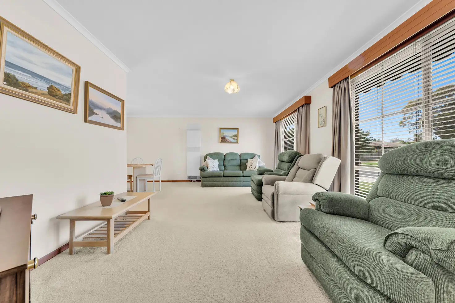 Main view of Homely unit listing, 1/21 General Joshua Drive, Hampton Park VIC 3976