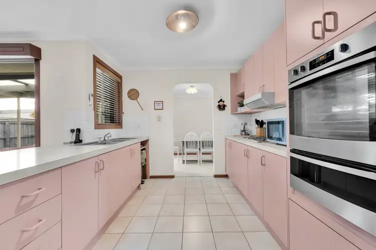 Fifth view of Homely unit listing, 1/21 General Joshua Drive, Hampton Park VIC 3976
