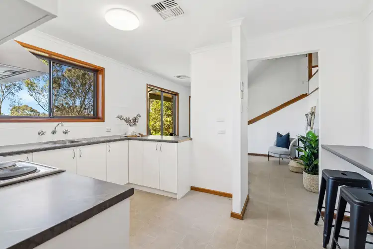 Sixth view of Homely house listing, 2 Innes Court, Woodside SA 5244