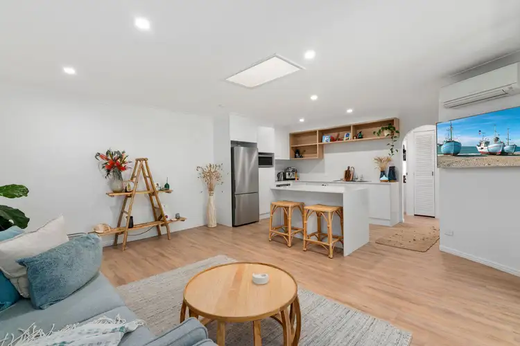 Sixth view of Homely unit listing, 4/5 Nalla Court, Palm Beach QLD 4221