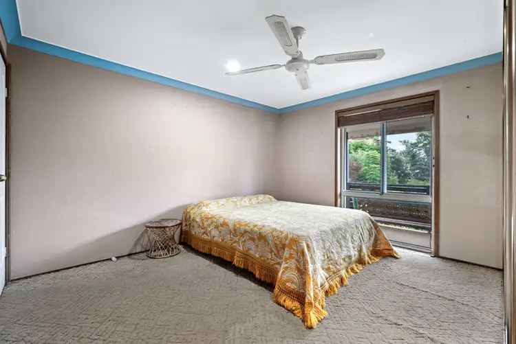 Sixth view of Homely house listing, 6 Trabb Place, Ambarvale NSW 2560