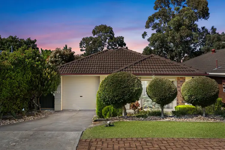 6 Cher Court, Aberfoyle Park SA 5159