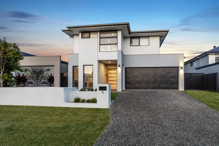9 Lovat Street, Helensvale QLD 4212