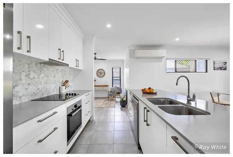Sixth view of Homely house listing, 10 Edenbrook Drive, Parkhurst QLD 4702