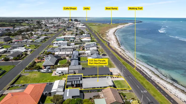 115 Sea Parade, Port Macdonnell SA 5291