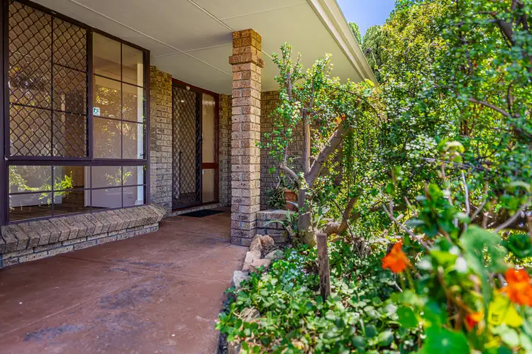 Second view of Homely house listing, 5 Sanders Loop, Kardinya WA 6163