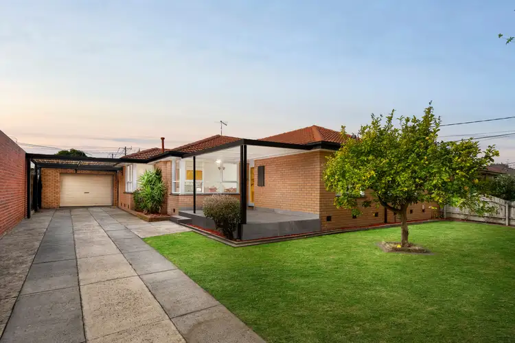 7 Nicole Avenue, Springvale South VIC 3172