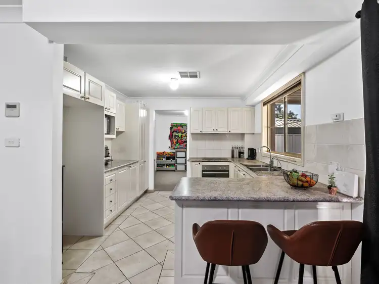 Fifth view of Homely house listing, 27 Thursday Place, Green Valley NSW 2168