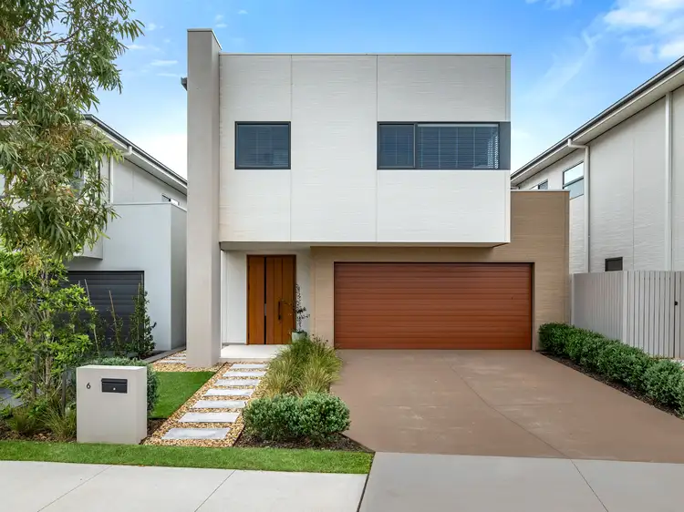 6 Roseworthy Way, Gledswood Hills NSW 2557