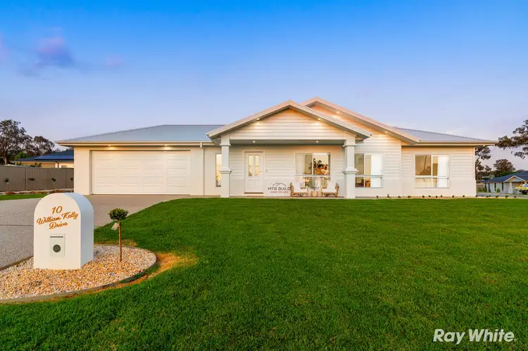 10 William Kelly Drive, Coolamon NSW 2701
