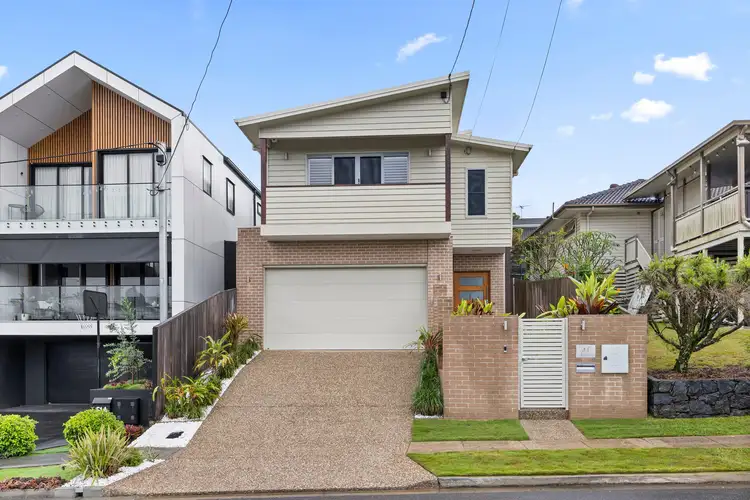 51 Arura Street, Mansfield QLD 4122