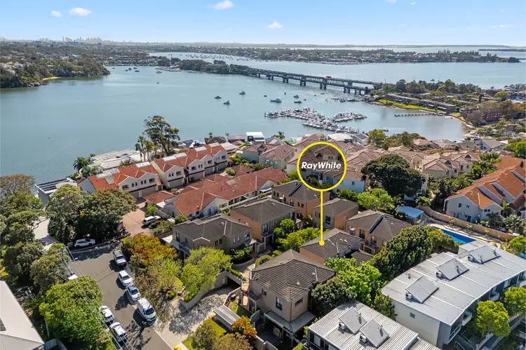 11/10-12 Madeira Street, Sylvania NSW 2224