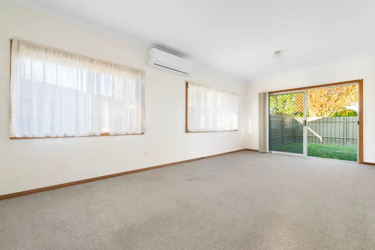 Sixth view of Homely unit listing, 1/540 Margaret Place, Lavington NSW 2641