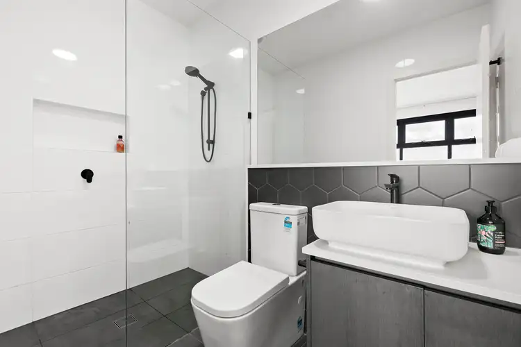 Third view of Homely townhouse listing, 6/338 Pascoe Vale Road, Essendon VIC 3040